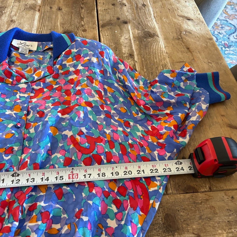 Vintage 80s Silk Blouse Abstract Colorful Geometrical
Women’s M / L - Picture 5 of 11